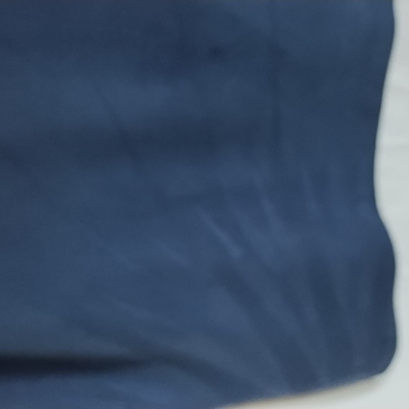 Tommy Bahama Men's Silk Shirt - Picture 7 of 7